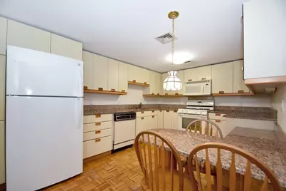 166 Place Ln #166, Woburn, MA 01801 - Photo 7