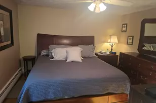 39 Walnut St, Saugus, MA 01906 - Photo 15
