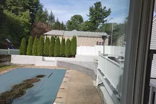 39 Walnut St, Saugus, MA 01906 - Photo 25