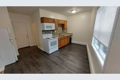 125 Rosseter St. #2R, Boston, MA 02122 - Photo 3