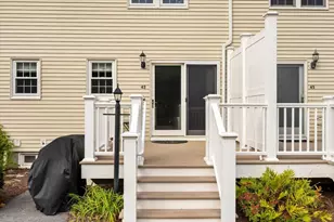 43 Willow Ridge Dr, Bridgewater, MA 02324 - Photo 9