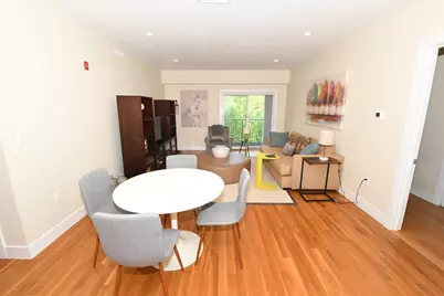 321 Hammond Pond Pkwy #302, Brookline, MA 02467 - Photo 3