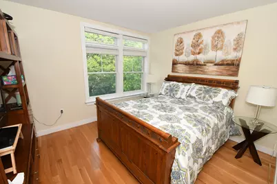 321 Hammond Pond Pkwy #302, Brookline, MA 02467 - Photo 5