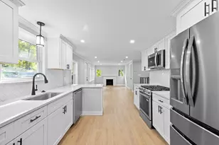 9 Walden Pond Ave, Saugus, MA 01906 - Photo 5