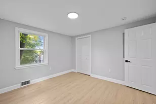 9 Walden Pond Ave, Saugus, MA 01906 - Photo 21