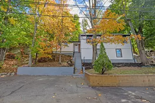 9 Walden Pond Ave, Saugus, MA 01906 - Photo 33