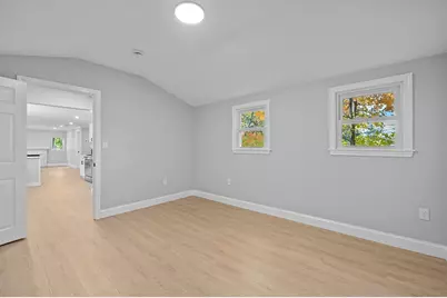 9 Walden Pond Ave, Saugus, MA 01906 - Photo 19