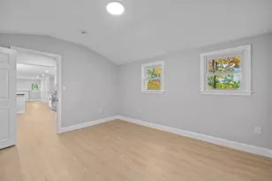 9 Walden Pond Ave, Saugus, MA 01906 - Photo 19