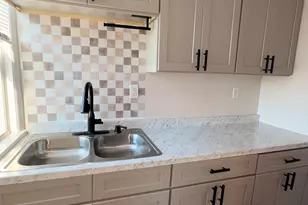 24 Potter St, Dartmouth, MA 02474 - Photo 5