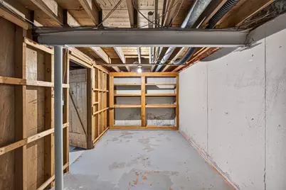 172 Harwich Rd, West Springfield, MA 01089 - Photo 35