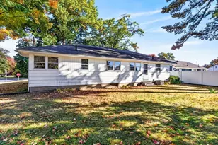 172 Harwich Rd, West Springfield, MA 01089 - Photo 37