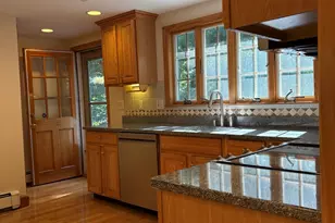 94 Concord Ave, Lexington, MA 02421 - Photo 5