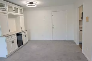 139 King St, Franklin, MA 02038 - Photo 3