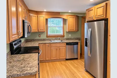 32 Heroult Rd, Worcester, MA 01606 - Photo 5