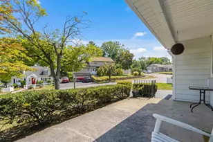 35 Crooker Dr, Lynn, MA 01904 - Photo 5