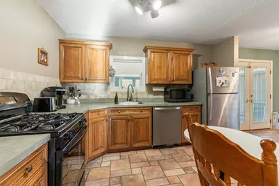 297 Bakerville Rd, Dartmouth, MA 02748 - Photo 5