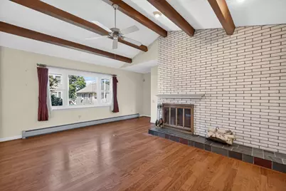 63 Hemlock St, Fall River, MA 02720 - Photo 7