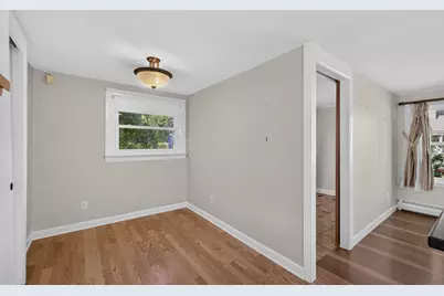 63 Hemlock St, Fall River, MA 02720 - Photo 19