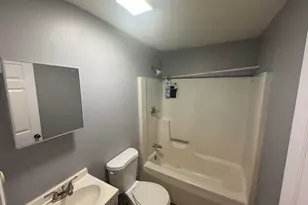 340 Appleton St, Holyoke, MA 01040 - Photo 7