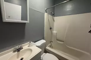 340 Appleton St, Holyoke, MA 01040 - Photo 9