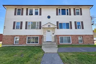 340 Appleton St, Holyoke, MA 01040 - Photo 1