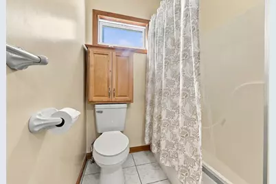 40 Bunker Hill Ave, Lowell, MA 01850 - Photo 21
