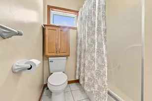 40 Bunker Hill Ave, Lowell, MA 01850 - Photo 21