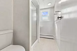 40 Bunker Hill Ave, Lowell, MA 01850 - Photo 37