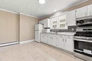 40 Bunker Hill Ave, Lowell, MA 01850 - Photo 23