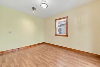 40 Bunker Hill Ave, Lowell, MA 01850 - Photo 7