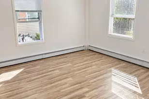 17 Vestry St, Beverly, MA 01915 - Photo 3