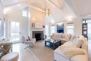 12 E Lincoln Ave, Nantucket, MA 02554 - Photo 1
