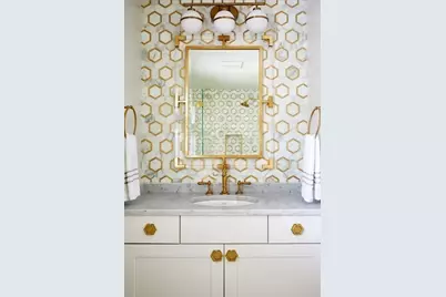 28 Pleasant Street, Nantucket, MA 02554 - Photo 11
