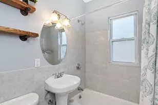 17 Wyvern St, Boston, MA 02131 - Photo 13