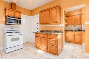 302 Columbia St, Cambridge, MA 02141 - Photo 5