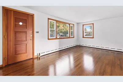 45 Pineridge St, New Bedford, MA 02740 - Photo 3