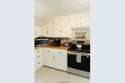 3 Locust St. Ext, Wareham, MA 02532 - Photo 3