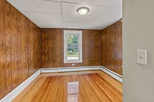 906 Main St, Holyoke, MA 01040 - Photo 9