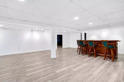 127 Magnolia Cir, Longmeadow, MA 01106 - Photo 25