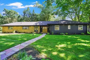 127 Magnolia Cir, Longmeadow, MA 01106 - Photo 3