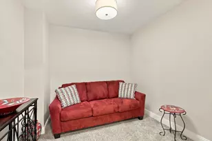 201 Elliott St, Beverly, MA 01915 - Photo 23