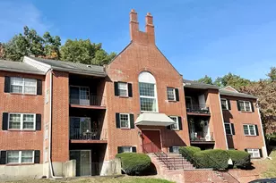 5 Louisburg Square, Nashua, NH 03060 - Photo 1