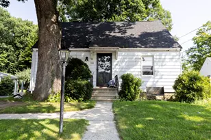 118 Ararat St, Worcester, MA 01606 - Photo 1