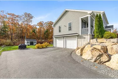 705 County St, Seekonk, MA 02771 - Photo 31