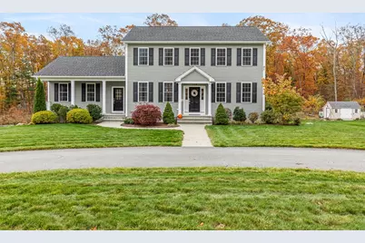705 County St, Seekonk, MA 02771 - Photo 1