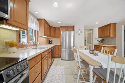 10 Summit Ter, Peabody, MA 01960 - Photo 13