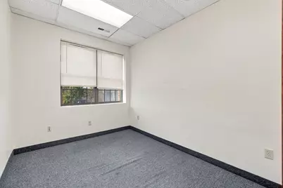 49 River St #1, Waltham, MA 02453 - Photo 35