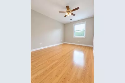 225 Shove St #B5, Fall River, MA 02724 - Photo 13