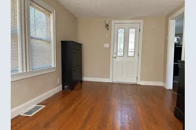 126 Pine Hill Cir, Waltham, MA 02451 - Photo 9