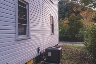 227 Deerfield St, Greenfield, MA 01301 - Photo 7
